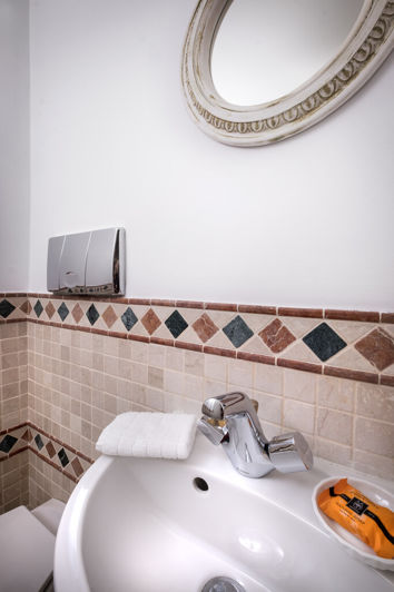 Image No.19-Villa for sale