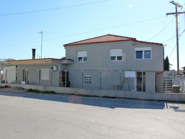 Image No.1-5 Bed Property for sale
