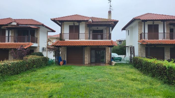 Image No.1-3 Bed Property for sale