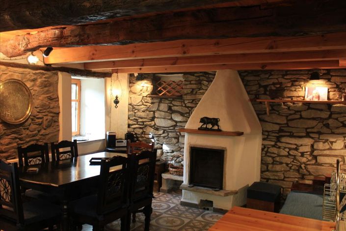 Image No.11-1 Bed Property for sale