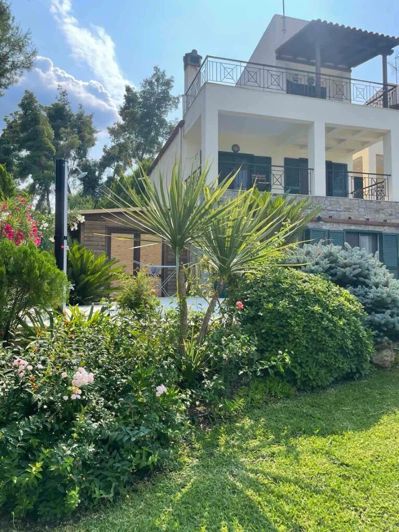 Image No.1-3 Bed Property for sale