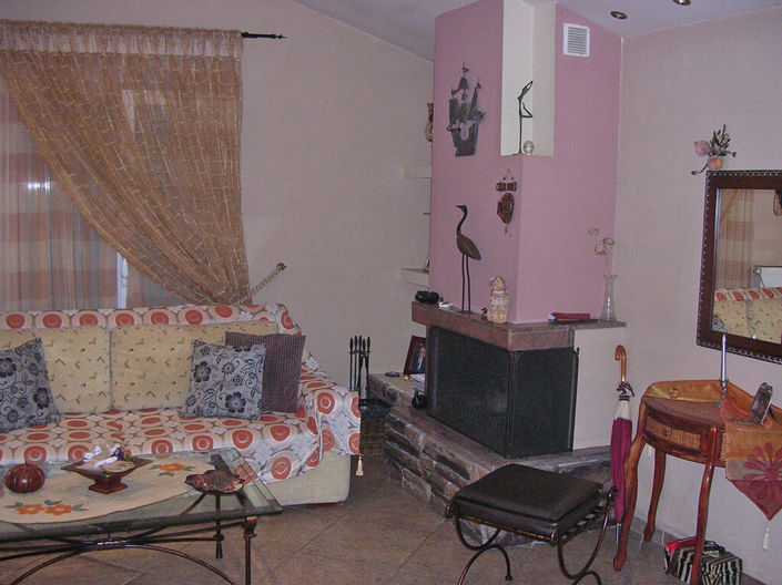 Image No.2-2 Bed Property for sale