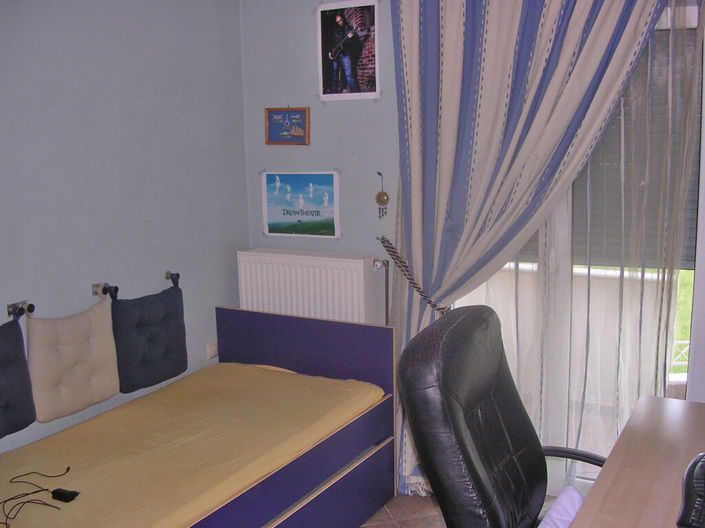 Image No.4-2 Bed Property for sale