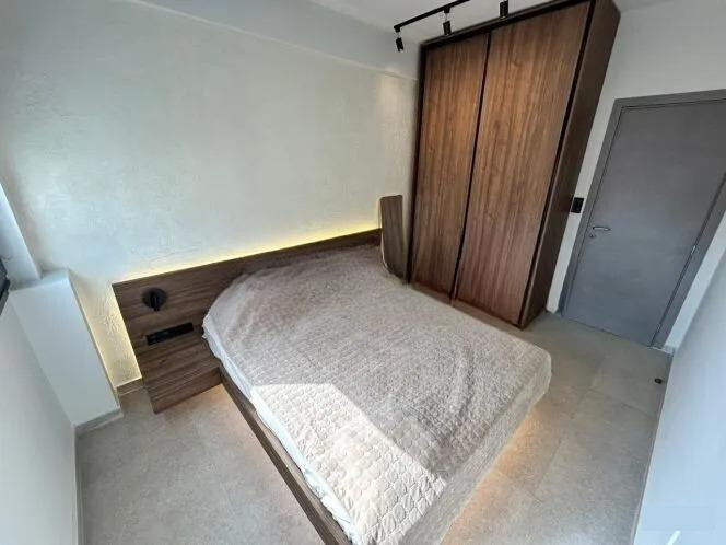 Image No.12-1 Bed Flat for sale