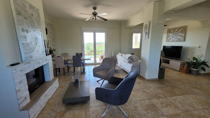 Image No.10-5 Bed Villa for sale