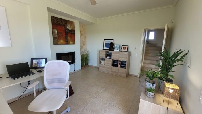 Image No.25-5 Bed Villa for sale