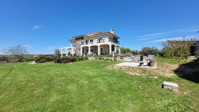 Photo 3 - Villa 330 m² in Central Macedonia