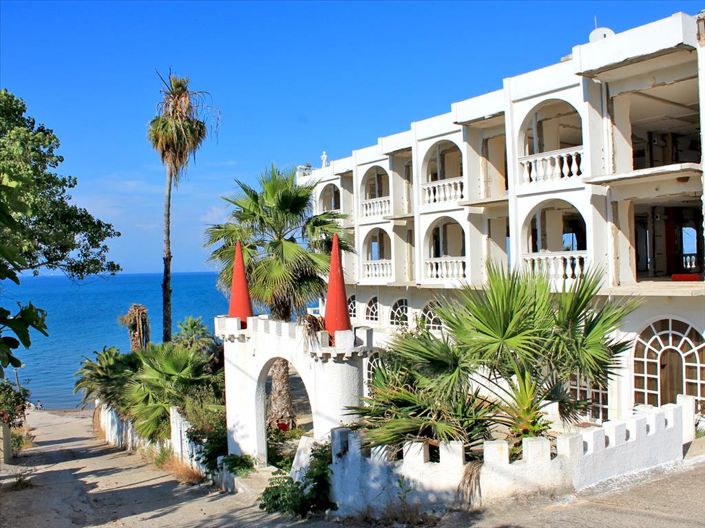 Image No.6-Un hôtel à vendre à Antirrio