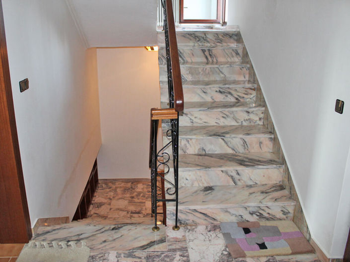 Image No.23-6 Bed Villa for sale