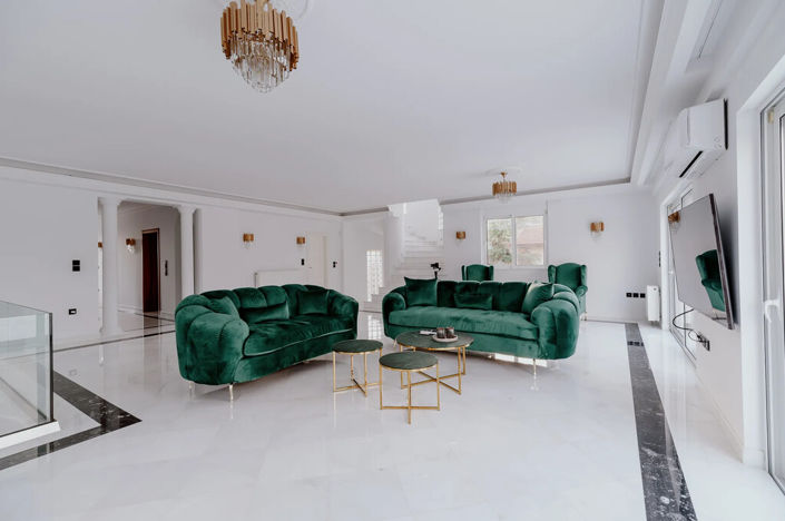 Image No.25-7 Bed Villa for sale