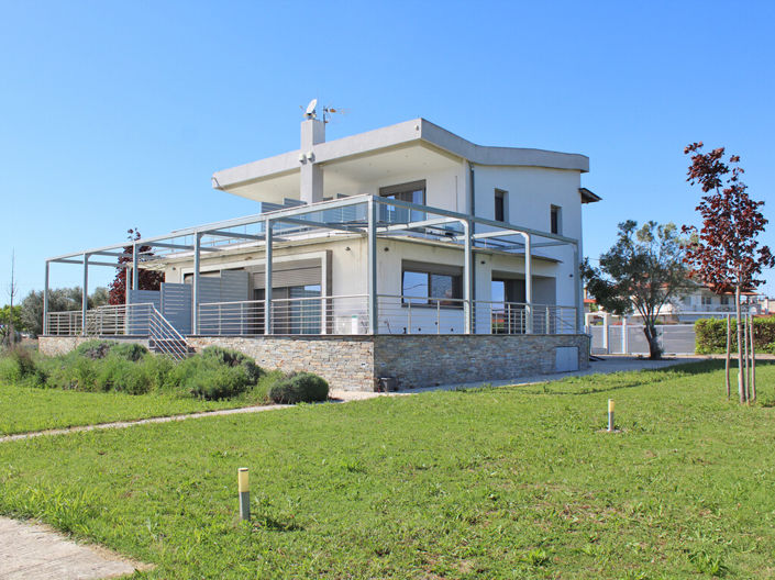 Image No.1-2 Bed Maisonette for sale