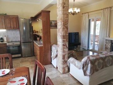 Photo 2 - Apartment 85 m² in Ionian islands