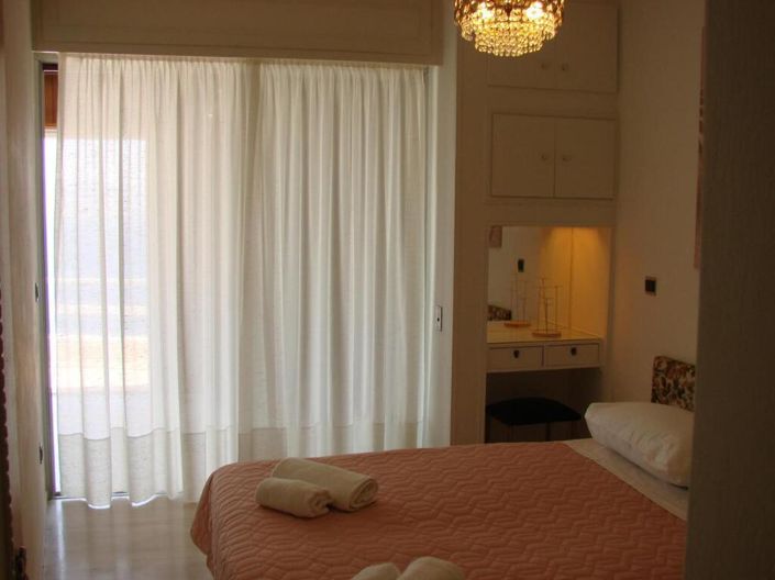 Image No.17-3 Bed Maisonette for sale