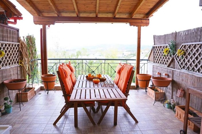 Image No.1-2 Bed Maisonette for sale