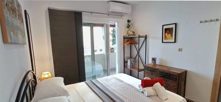 Image No.10-4 Bed Flat for sale