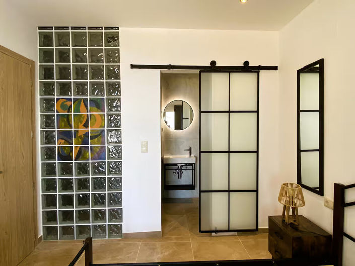 Image No.17-4 Bed Flat for sale
