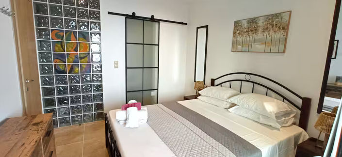 Image No.18-4 Bed Flat for sale