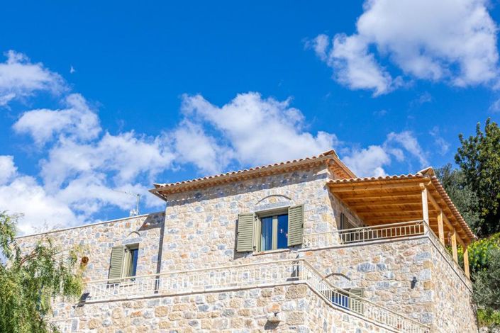 Image No.23-3 Bed Property for sale