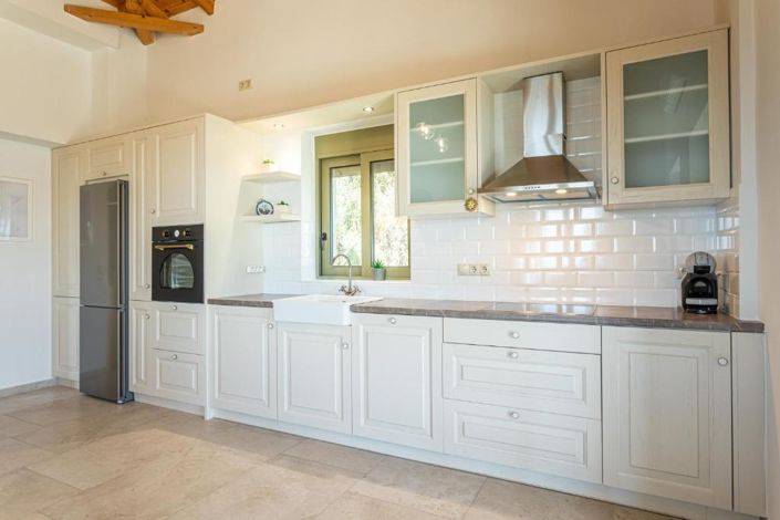 Image No.7-3 Bed Property for sale