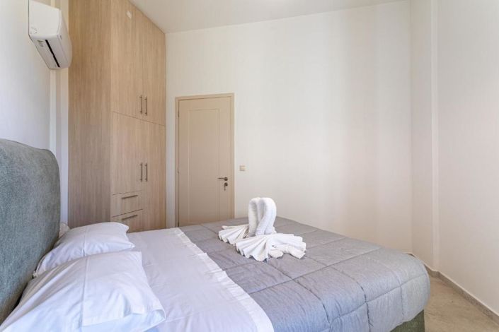 Image No.9-3 Bed Property for sale