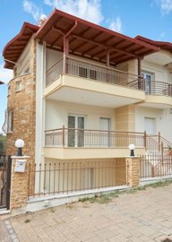 Photo 1 - Townhouse 212 m² in Central Macedonia