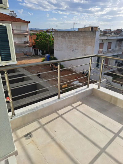 Image No.14-2 Bed Maisonette for sale