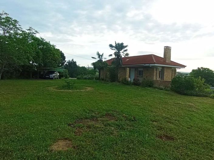Image No.1-6 Bed Property for sale