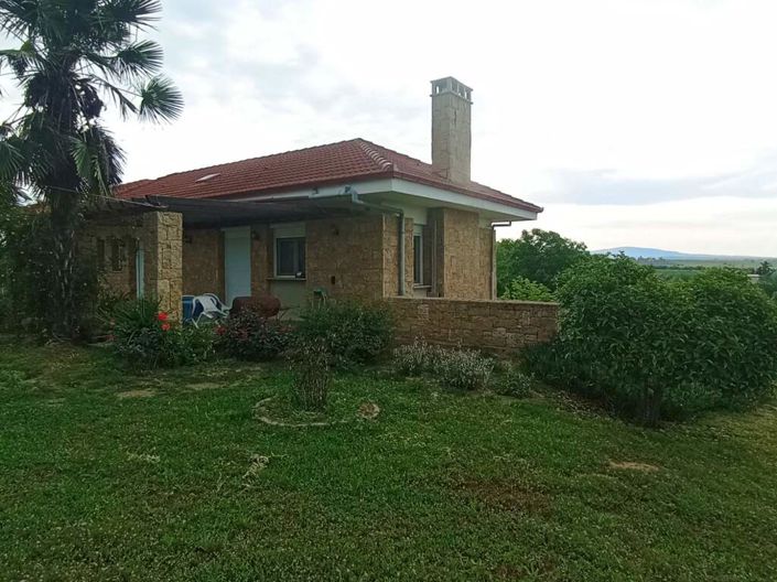 Image No.2-6 Bed Property for sale