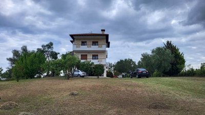Photo 1 - Cottage 200 m² in Central Macedonia