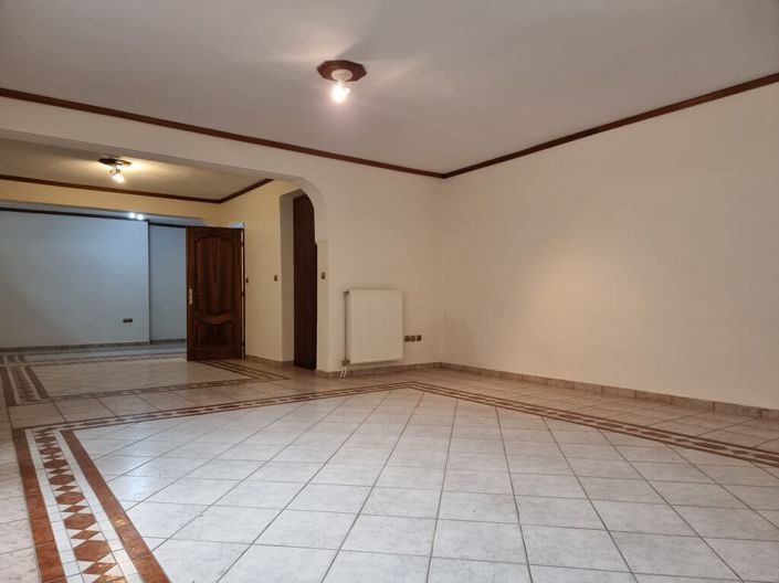 Image No.13-3 Bed Maisonette for sale