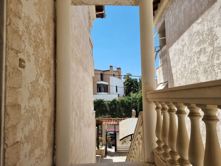 Image No.23-3 Bed Maisonette for sale