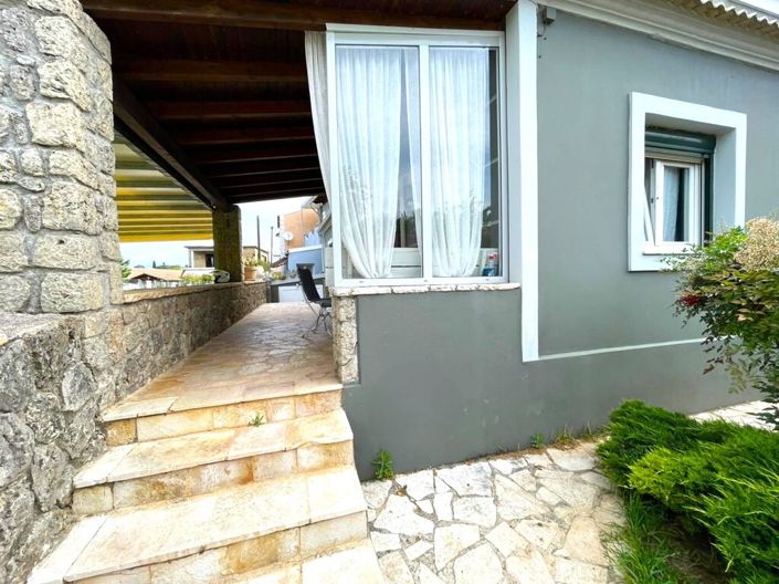 Image No.7-3 Bed Property for sale