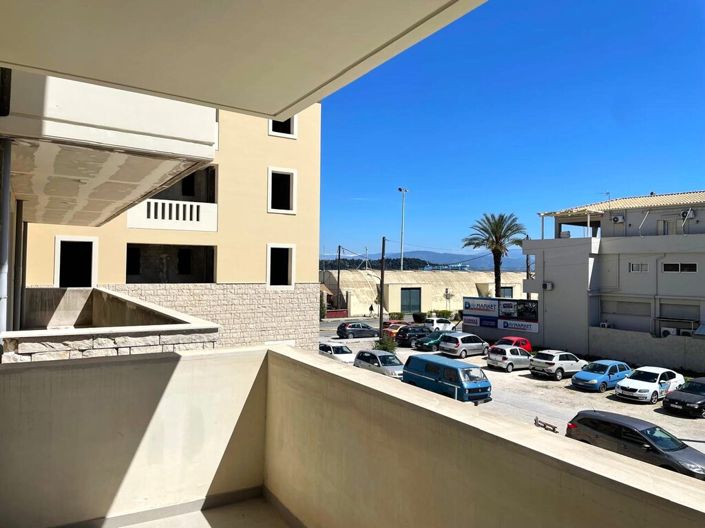 Image No.1-3 Bed Flat for sale