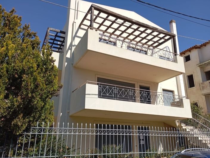 Image No.1-6 Bed Property for sale
