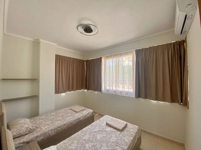 Image No.9-3 Bed Maisonette for sale