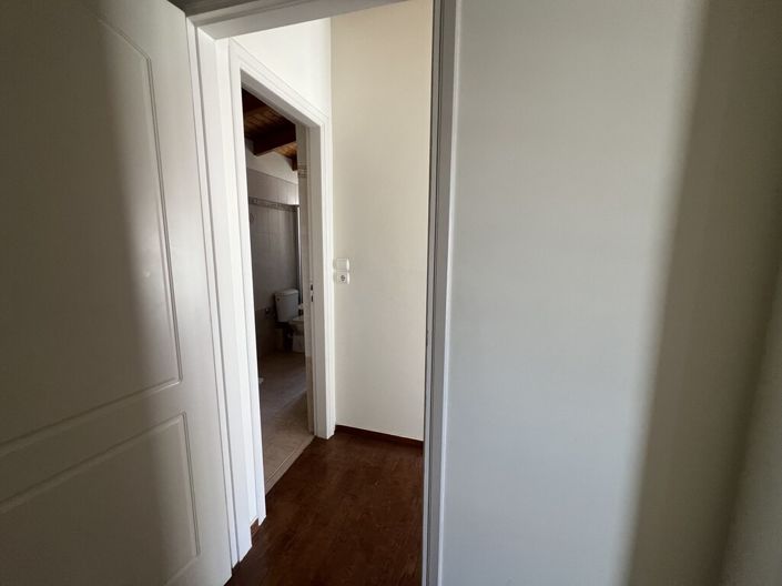 Image No.17-3 Bed Maisonette for sale