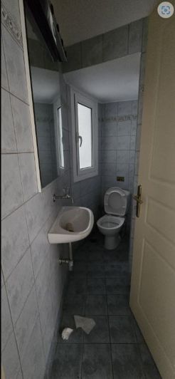 Image No.19-4 Bed Flat for sale