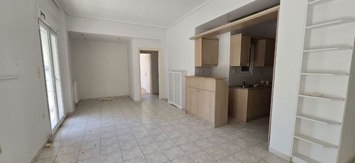 Image No.21-4 Bed Flat for sale