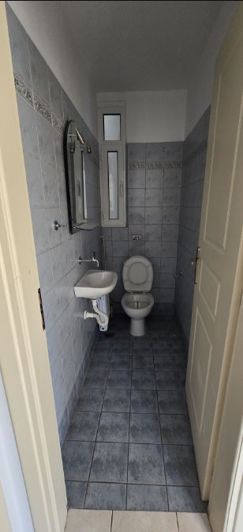 Image No.8-4 Bed Flat for sale