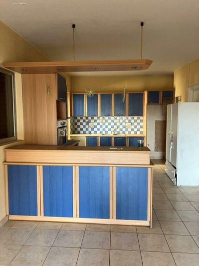 Image No.6-3 Bed Flat for sale