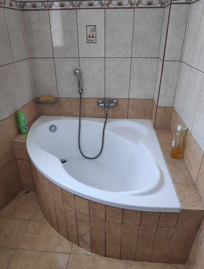 Image No.8-3 Bed Maisonette for sale