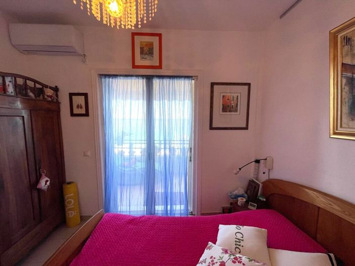 Image No.20-2 Bed Flat for sale