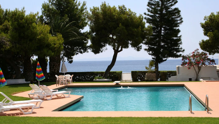 Image No.1-4 Bed Property for sale