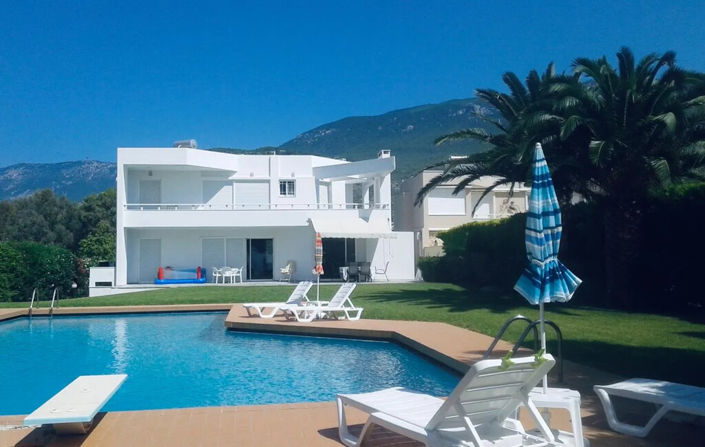 Image No.10-Propriété de 4 chambres à vendre à Kineta