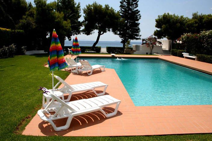 Image No.2-Propriété de 4 chambres à vendre à Kineta