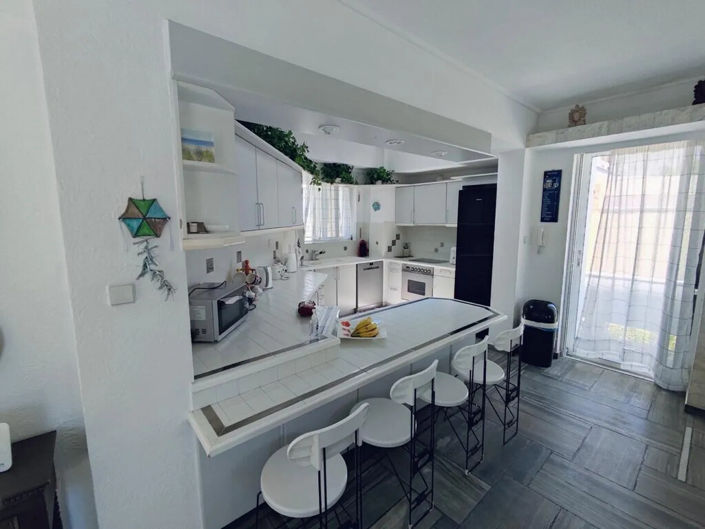 Image No.4-Propriété de 4 chambres à vendre à Kineta