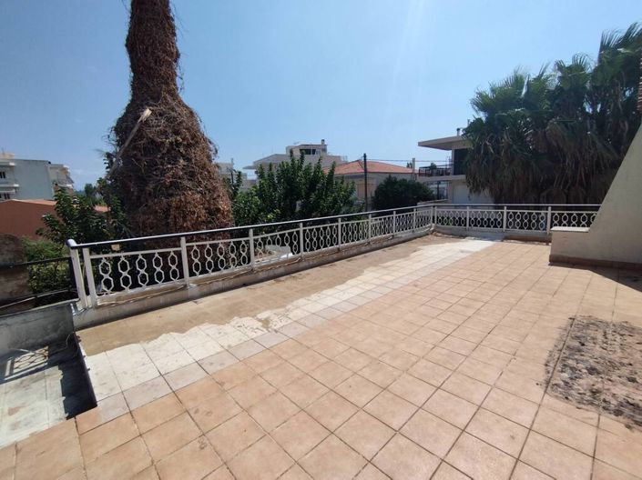 Image No.12-1 Bed Property for sale