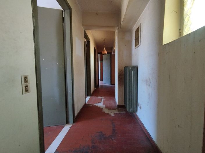 Image No.15-1 Bed Property for sale