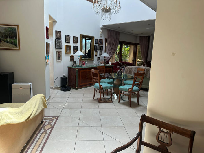 Image No.10-4 Bed Villa for sale