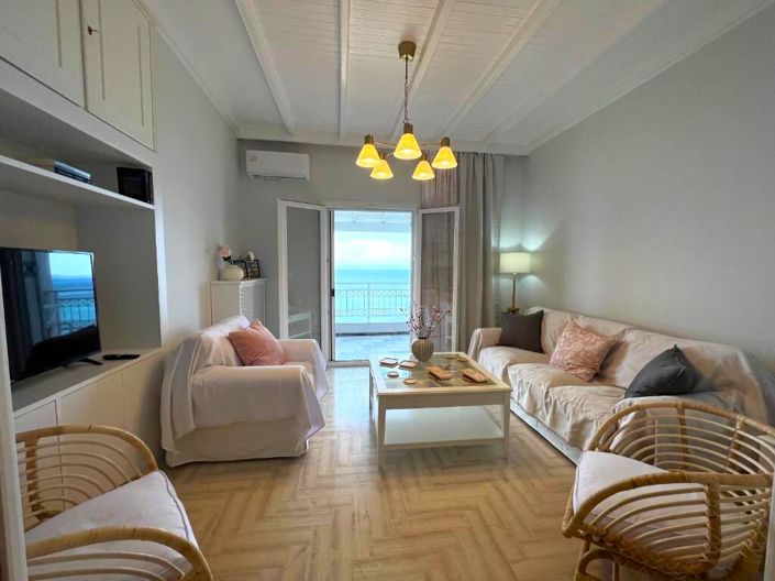 Image No.14-4 Bed Property for sale